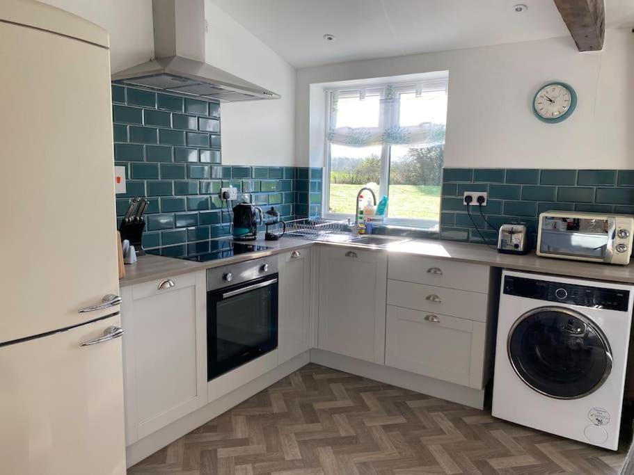 South Cottage - Garden, Views, Parking, Dogs, Cheshire, Walks, Family Adlington Εξωτερικό φωτογραφία